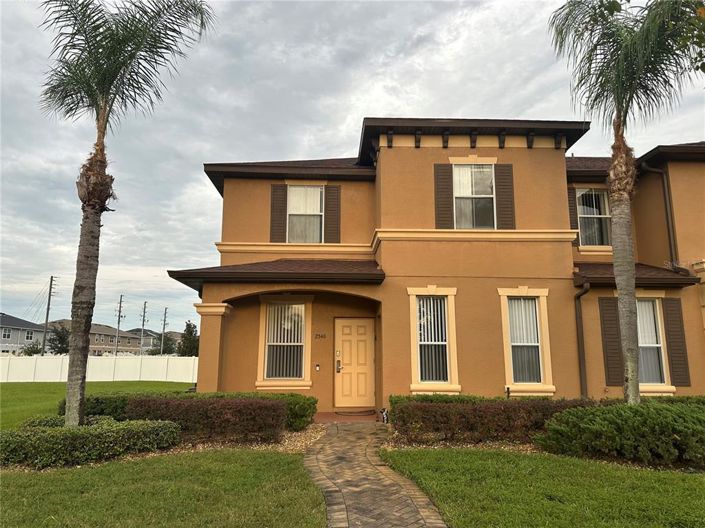 Image No.3-4 Bed Townhouse for sale