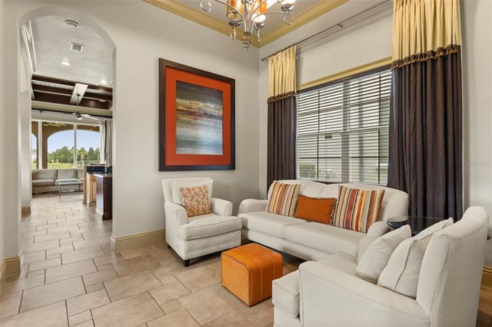Image No.4-4 Bed House for sale