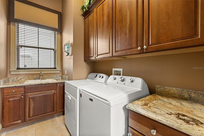 Image No.43-4 Bed House for sale