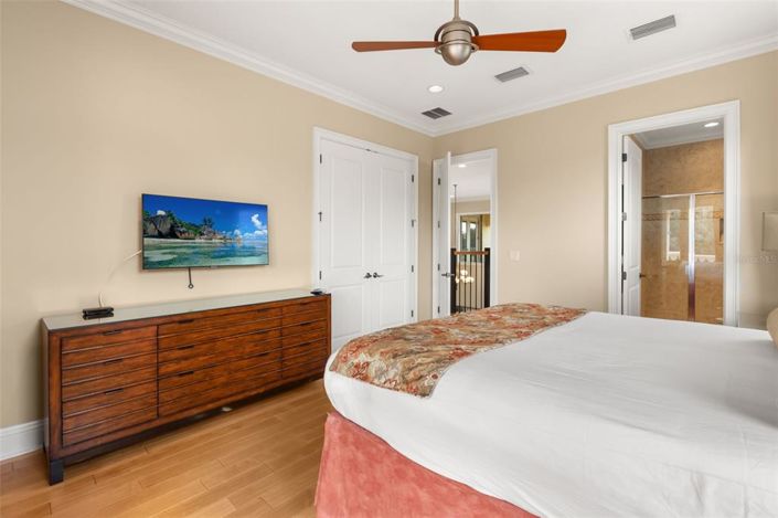 Image No.30-4 Bed House for sale