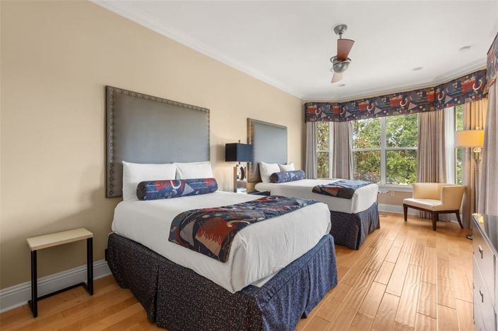 Image No.40-4 Bed House for sale