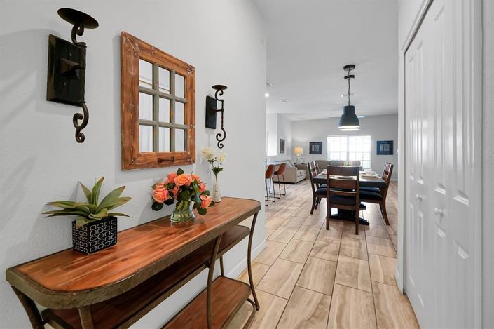 Image No.4-5 Bed Townhouse for sale