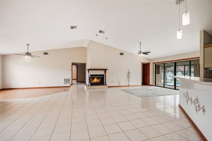 Image No.29-4 Bed House for sale