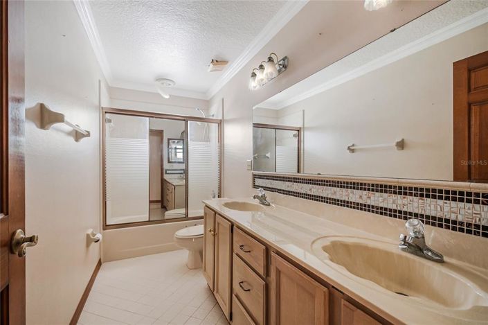 Image No.34-4 Bed House for sale