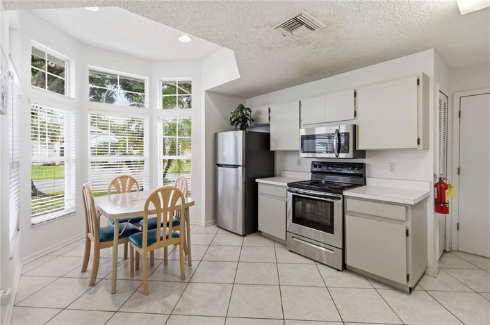 Image No.8-3 Bed House for sale