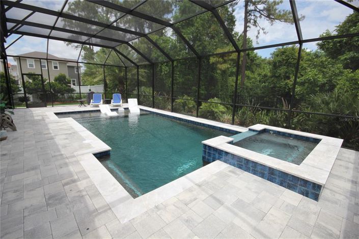Image No.15-4 Bed House for sale