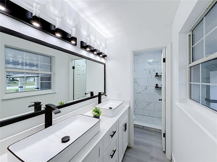 Image No.28-3 Bed House for sale