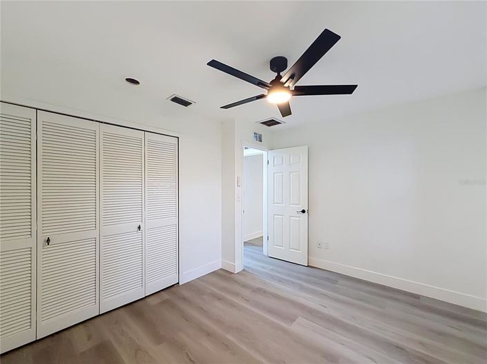 Image No.35-3 Bed House for sale