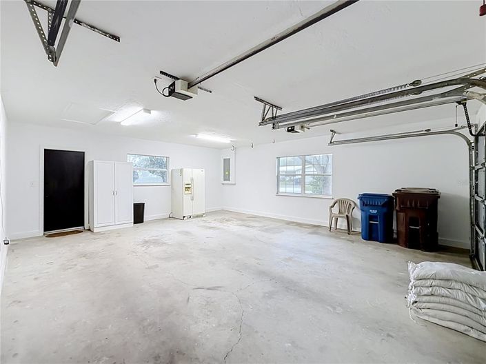 Image No.42-3 Bed House for sale