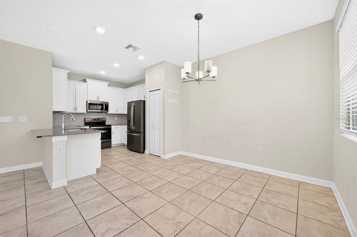 Image No.5-4 Bed Townhouse for sale