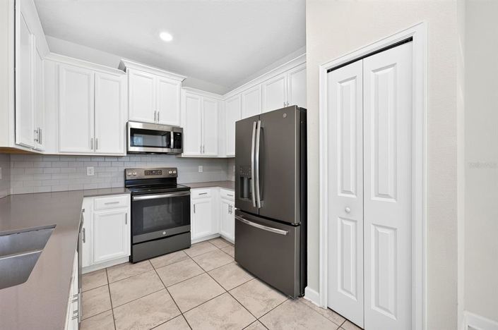 Image No.7-4 Bed Townhouse for sale