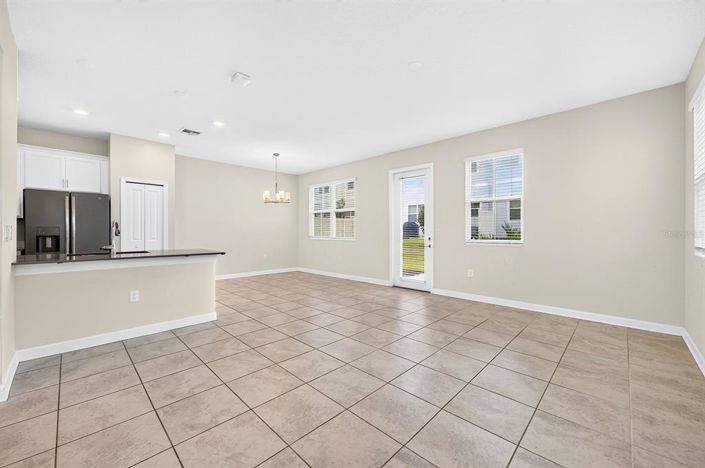 Image No.9-4 Bed Townhouse for sale