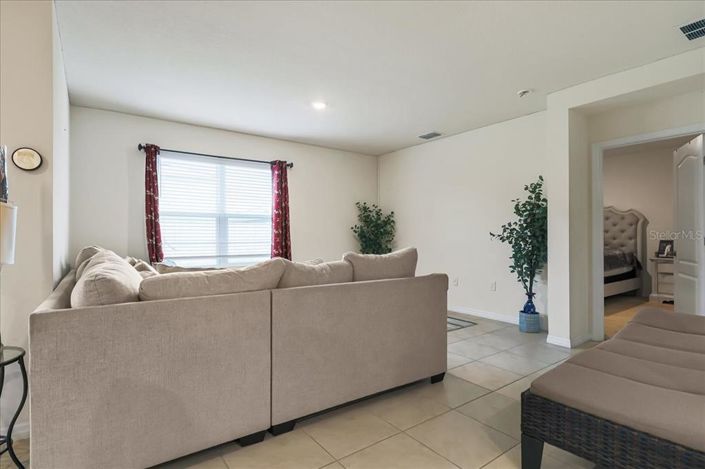 Image No.26-4 Bed House for sale