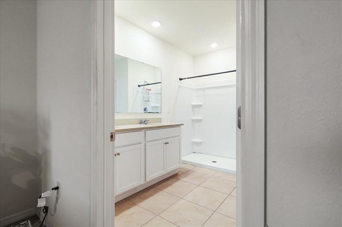 Image No.31-4 Bed House for sale