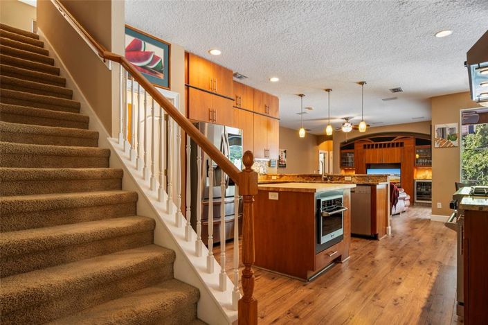 Image No.54-5 Bed House for sale