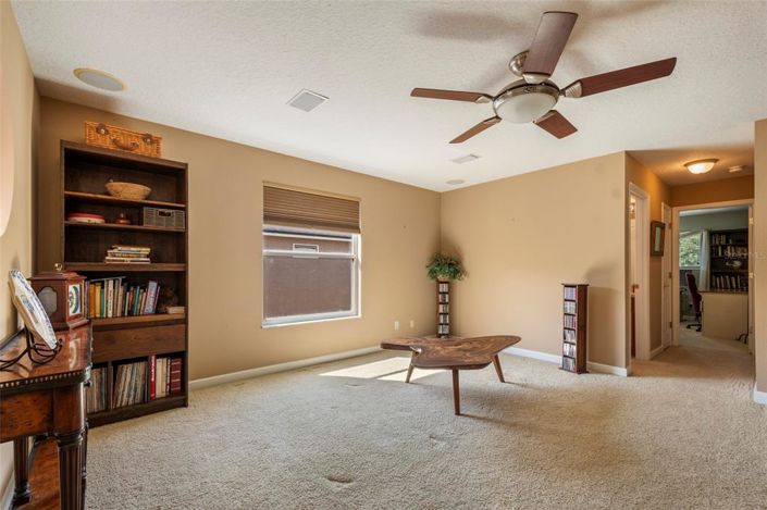 Image No.55-5 Bed House for sale