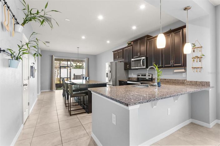 Image No.7-3 Bed House for sale
