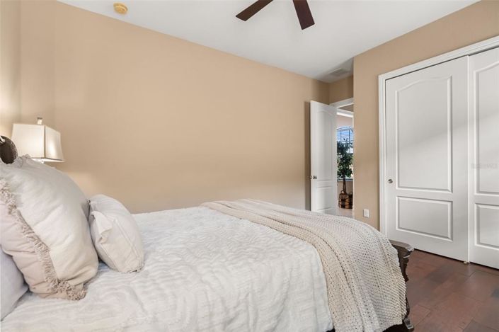 Image No.28-6 Bed House for sale
