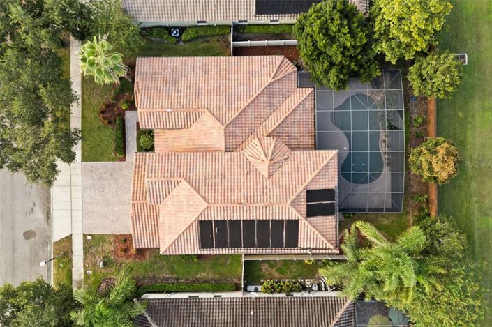 Image No.3-6 Bed House for sale