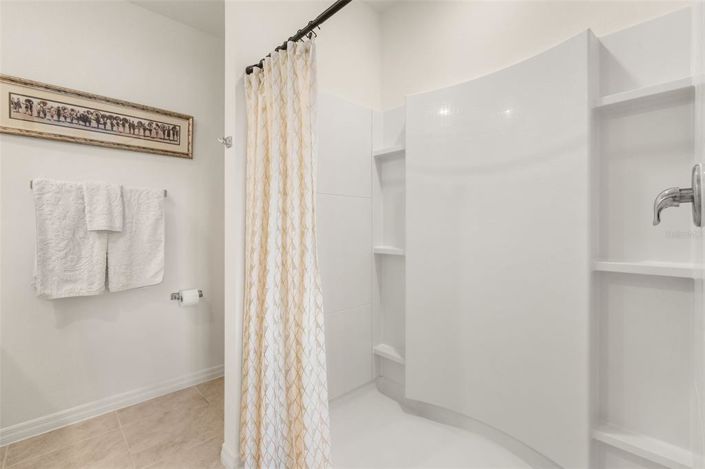 Image No.17-3 Bed House for sale