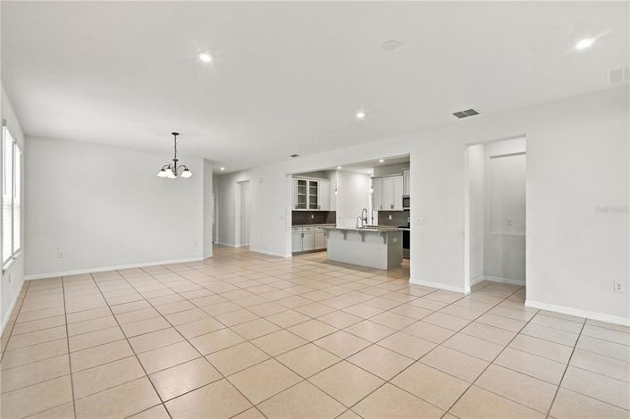 Image No.21-4 Bed House for sale