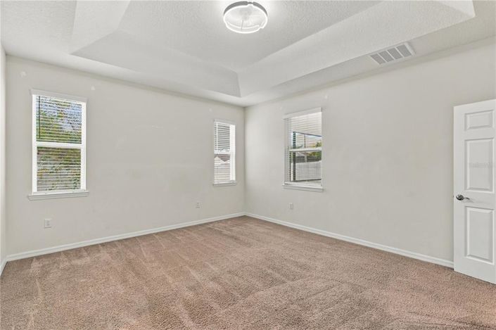 Image No.24-4 Bed House for sale