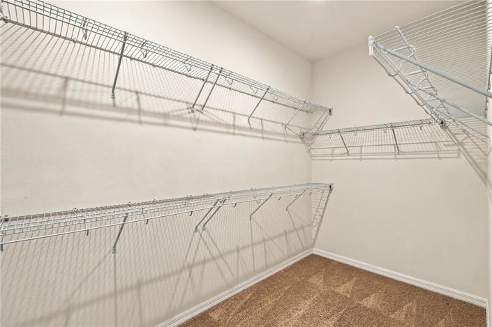 Image No.26-4 Bed House for sale