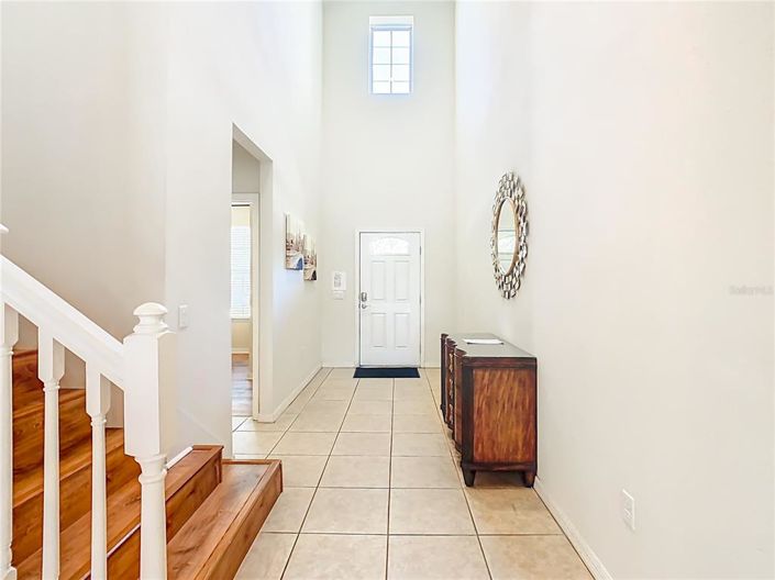 Image No.3-8 Bed House for sale