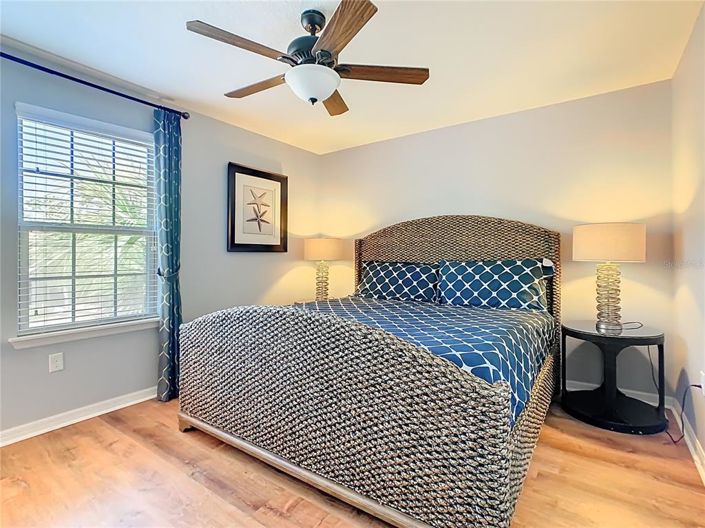 Image No.40-8 Bed House for sale