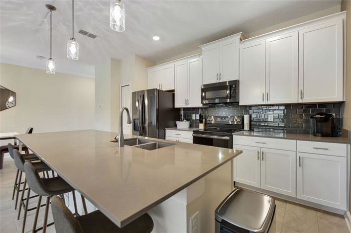 Image No.9-4 Bed Townhouse for sale