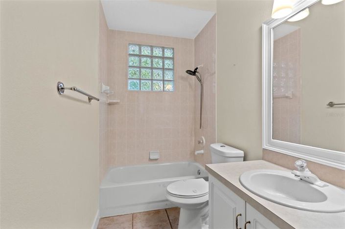 Image No.29-5 Bed House for sale