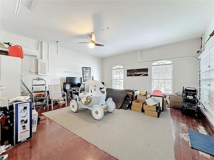 Image No.25-5 Bed House for sale