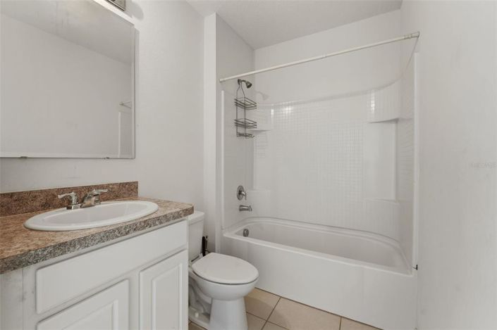 Image No.35-5 Bed House for sale