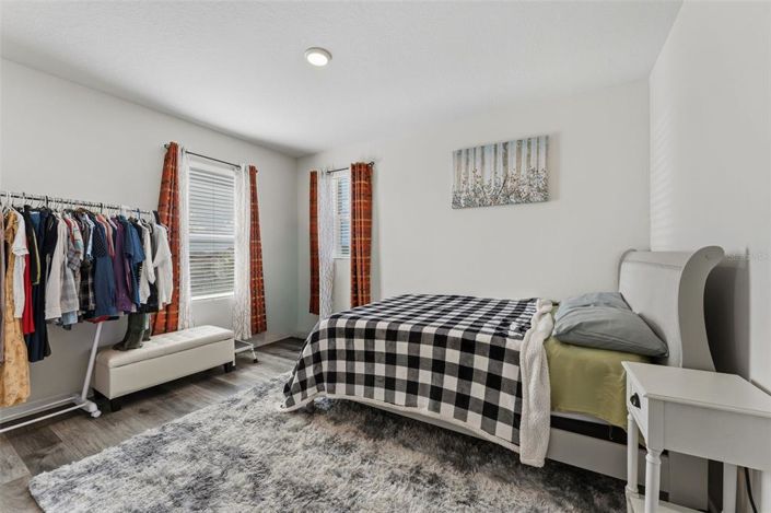 Image No.37-5 Bed House for sale