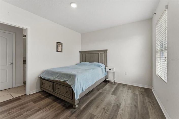 Image No.39-5 Bed House for sale