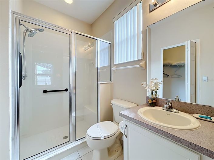 Image No.18-4 Bed House for sale