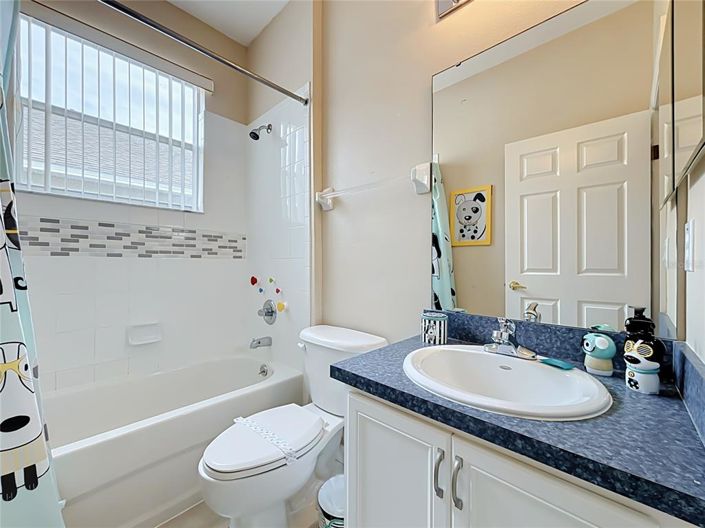 Image No.22-4 Bed House for sale
