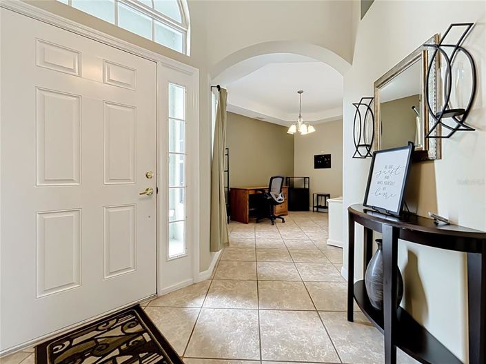 Image No.3-4 Bed House for sale