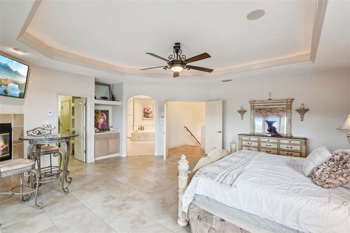 Image No.22-4 Bed House for sale