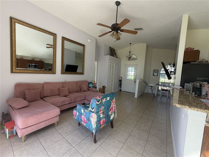 Image No.14-3 Bed House for sale