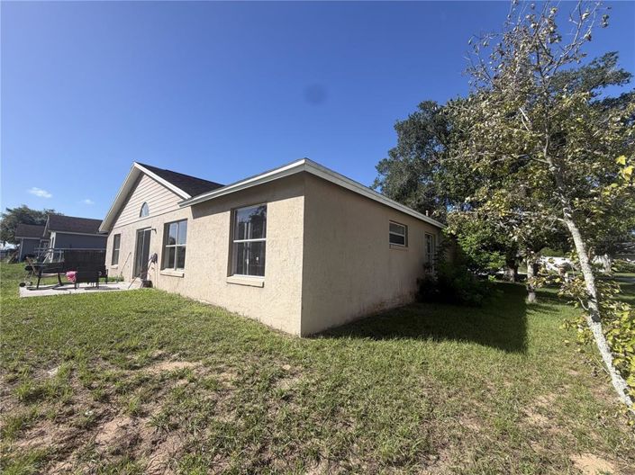 Image No.8-3 Bed House for sale