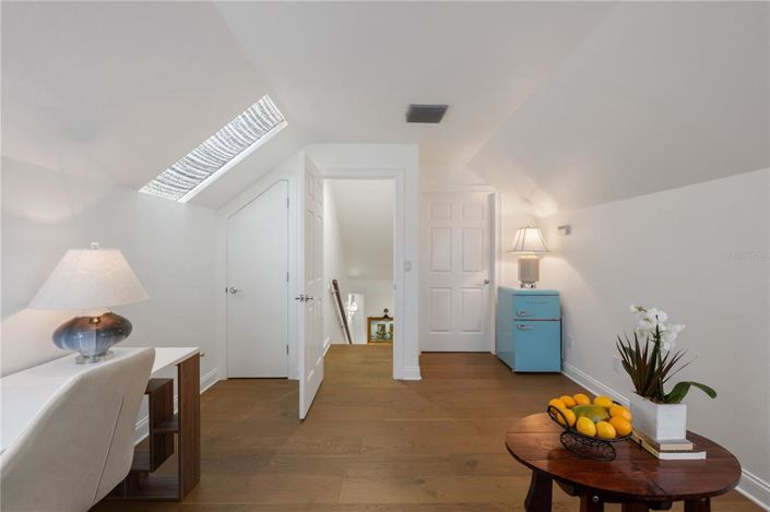 Image No.26-5 Bed House for sale