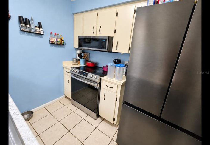 Image No.6-3 Bed House for sale