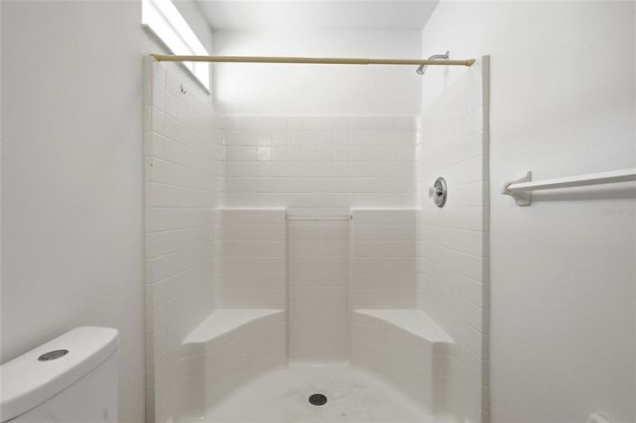 Image No.23-4 Bed House for sale