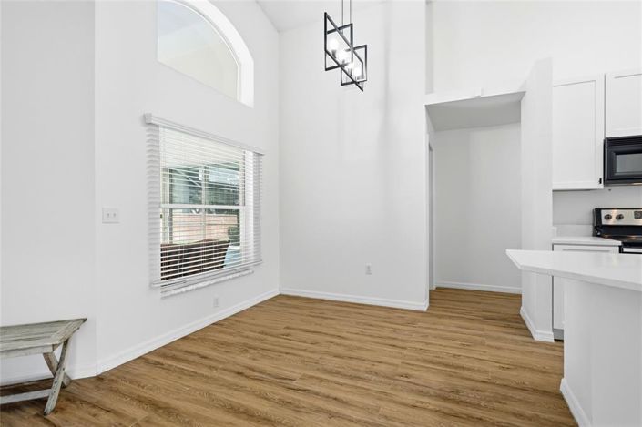 Image No.6-4 Bed House for sale
