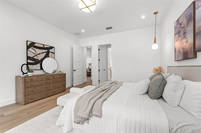 Image No.27-5 Bed House for sale