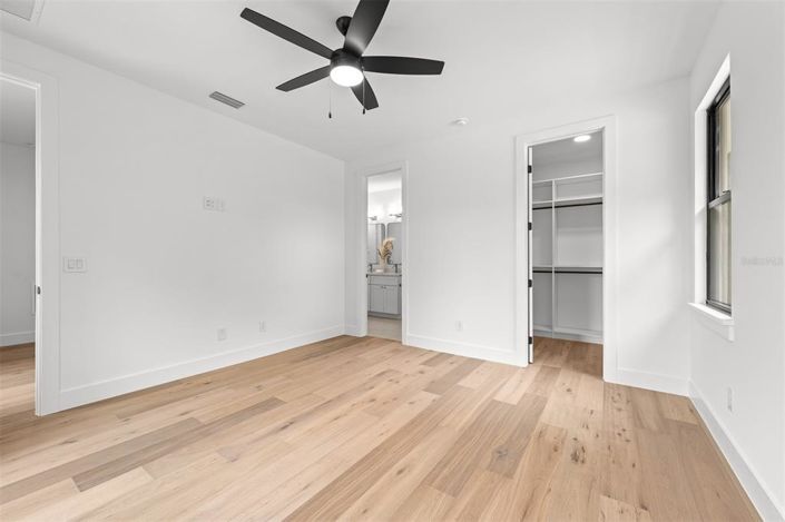 Image No.46-5 Bed House for sale