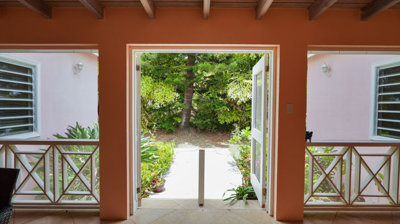 entrance2011