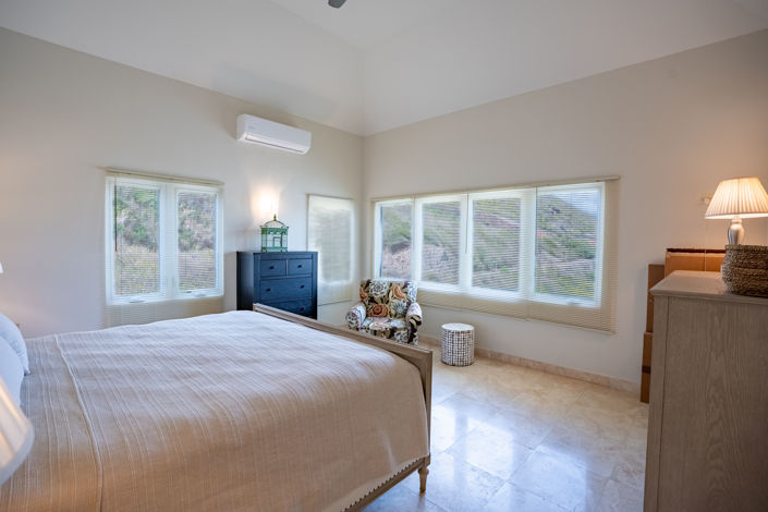 Image No.6-5 Bed Villa for sale