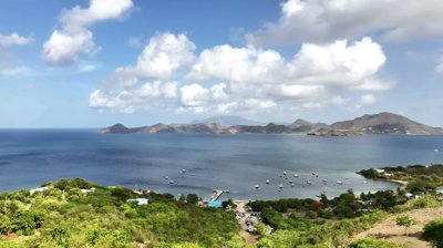 04betweenislescaribbeanpanorama